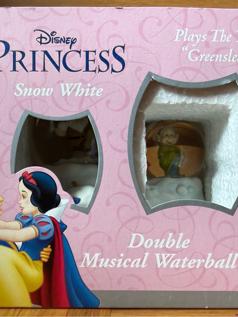 Disney Princess Snow White Pink Box Double Musical Snow Scene